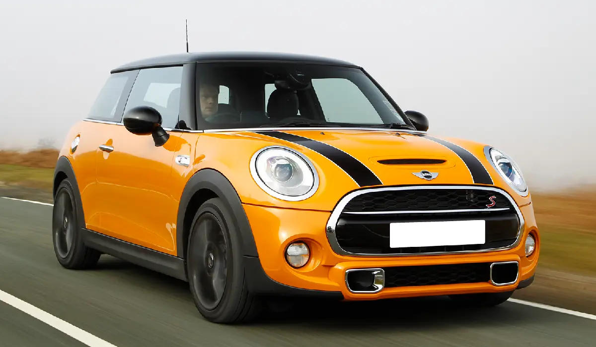 MINI - Cooper S 3D - Luxury Car Rentals - Preowned Luxury Car - Exclusive Concierge Club.webp